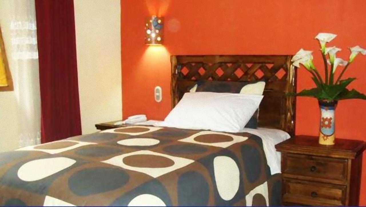ホテル Ccapac Inka Ollanta Casa Museo オランテイタンボ 部屋 写真